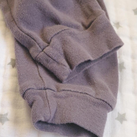 Mini Mioche Romper/sleeper - Picture 2 of 3